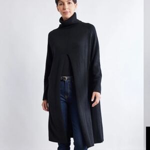 NWT ruti- Modern Maximalist Tunic Sweater size s/m color midnight